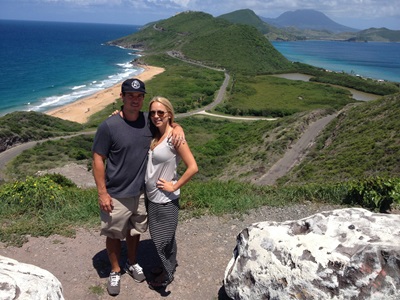 Tom and Alison, colon cancer patients, sightseeing near beach